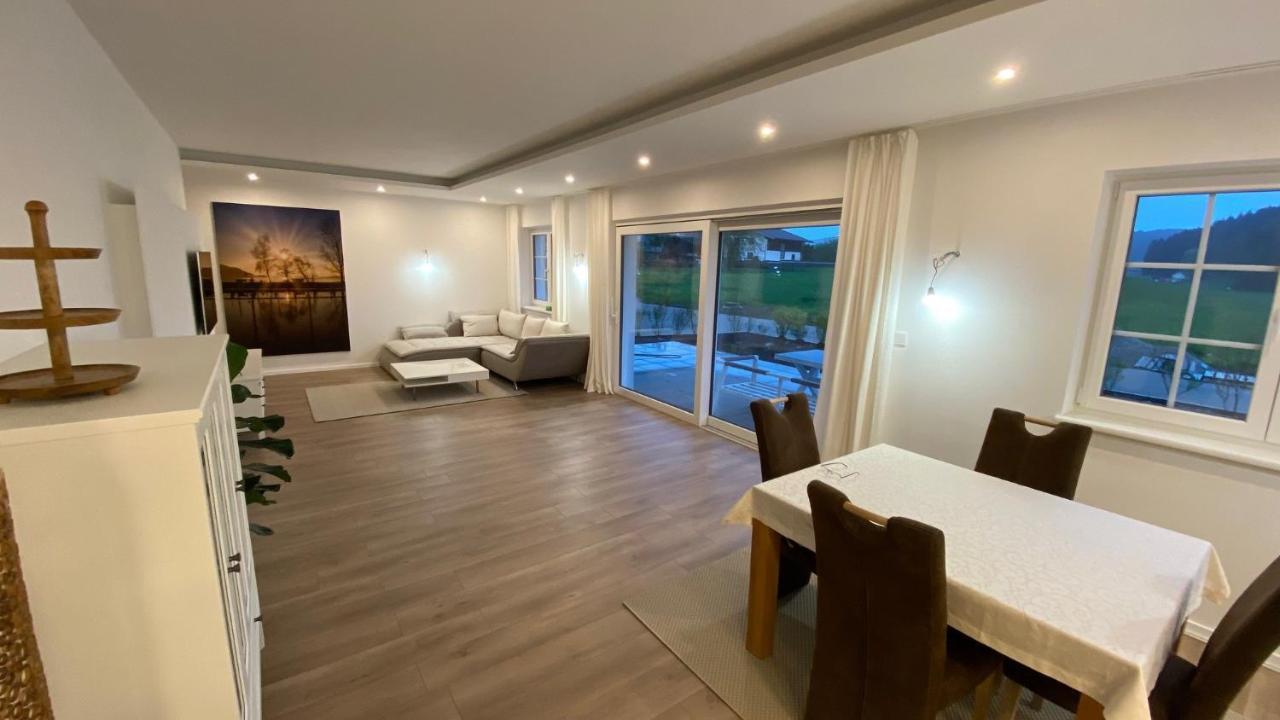 Ferienwohnung Mit Garten Straßwalchen Exterior foto