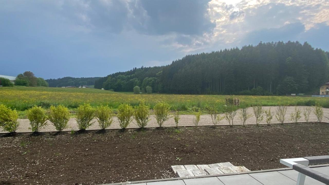 Ferienwohnung Mit Garten Straßwalchen Exterior foto